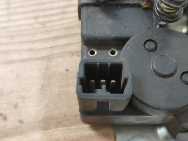 bontott HYUNDAI GRANDEUR Csomagtérajtó Zárszerkezet