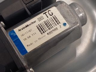 bontott HYUNDAI GRANDEUR Jobb első Ablakemelő Szerkezet (Elektromos)