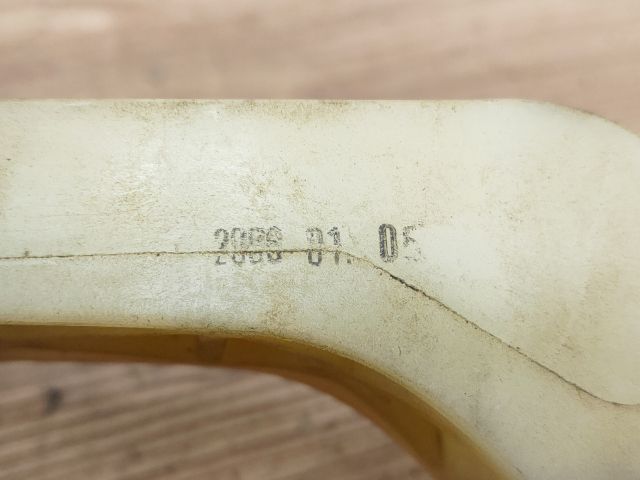 bontott HYUNDAI GRANDEUR Jobb hátsó Külső Kilincs