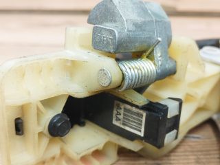 bontott HYUNDAI GRANDEUR Jobb hátsó Külső Kilincs