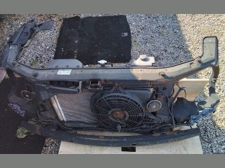 bontott HYUNDAI H-1 Komplett Homlokfal (Részeivel)