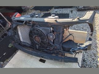 bontott HYUNDAI H-1 Komplett Homlokfal (Részeivel)