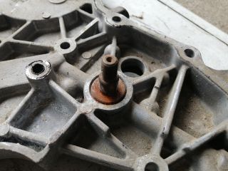 bontott HYUNDAI H-1 Első Vezérlés Burkolat