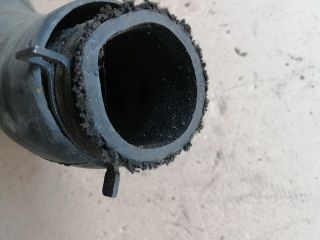 bontott HYUNDAI H-1 Turbócső