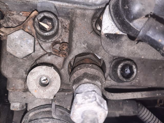 bontott HYUNDAI H-1 Porlasztó (1 db)