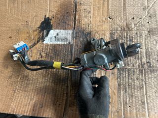 bontott HYUNDAI H-1 Gyújtáskapcsoló