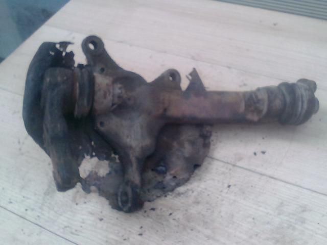 bontott HYUNDAI H-1 Bal első Csonkállvány Kerékaggyal