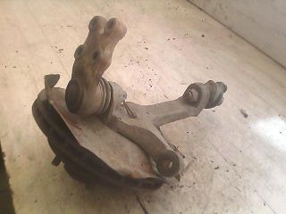 bontott HYUNDAI H-1 Bal első Csonkállvány Kerékaggyal