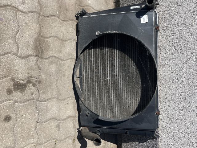 bontott HYUNDAI H-1 Vízhűtő Radiátor (Nem klímás)