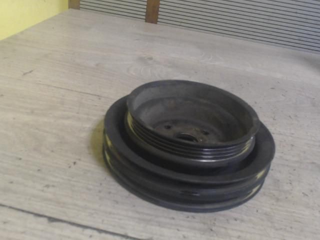 bontott HYUNDAI H-1 Vízpumpa Szíjtárcsa