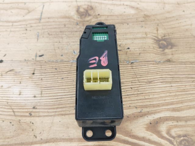 bontott HYUNDAI H-1 Ablakemelő és Tükör Kapcsoló