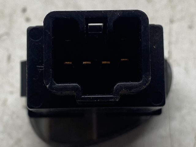 bontott HYUNDAI H-1 Ablakfűtés Kapcsoló