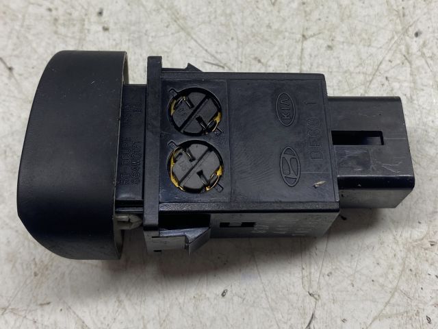 bontott HYUNDAI H-1 Ablakfűtés Kapcsoló