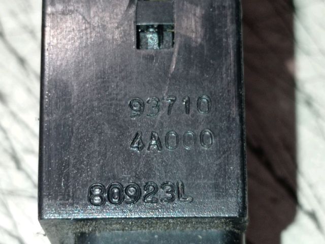 bontott HYUNDAI H-1 Ablakfűtés Kapcsoló