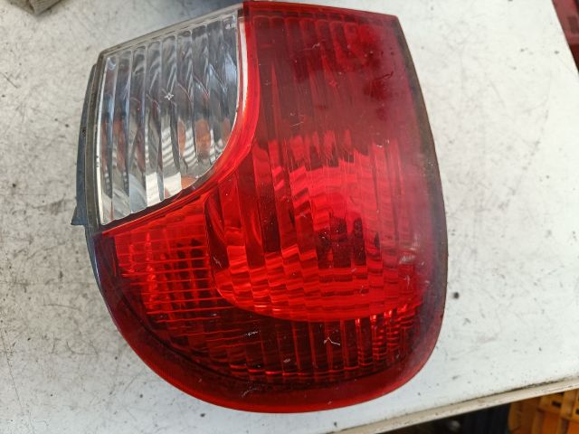 bontott HYUNDAI H-1 Bal Alsó Hátsó Lámpa