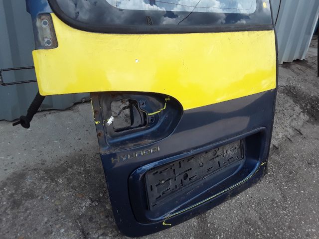 bontott HYUNDAI H-1 Bal Csomagtérajtó (Üres lemez)