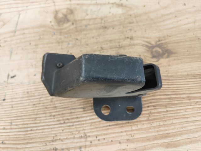 bontott HYUNDAI H-1 Bal Csomagtérajtó Zárszerkezet