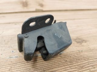 bontott HYUNDAI H-1 Bal Csomagtérajtó Zárszerkezet