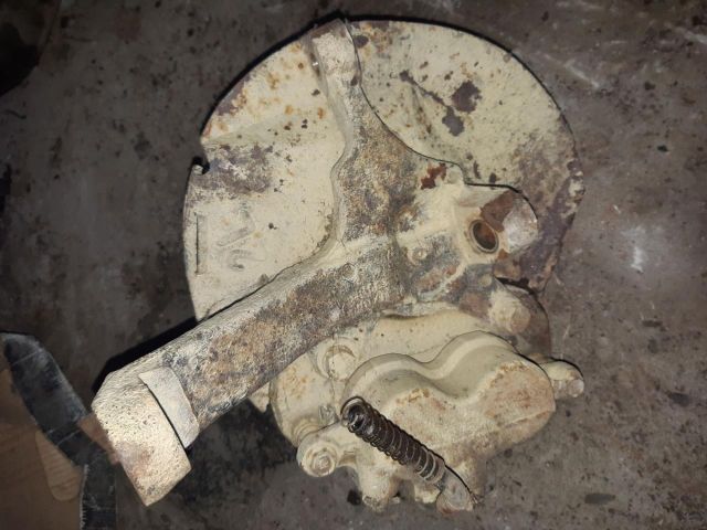 bontott HYUNDAI H-1 Bal első Csonkállvány Kerékaggyal