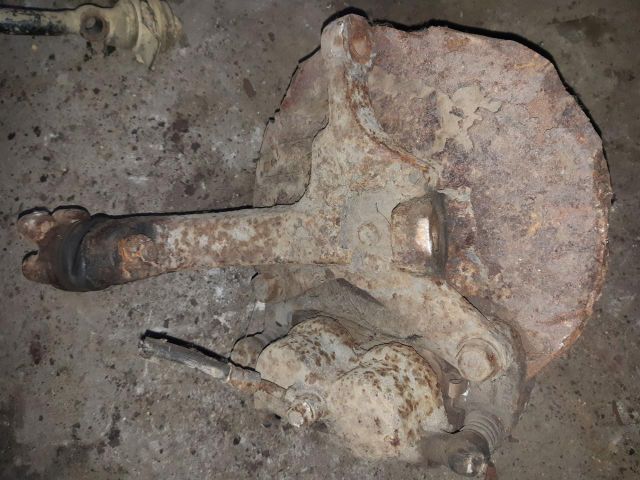 bontott HYUNDAI H-1 Bal első Csonkállvány Kerékaggyal