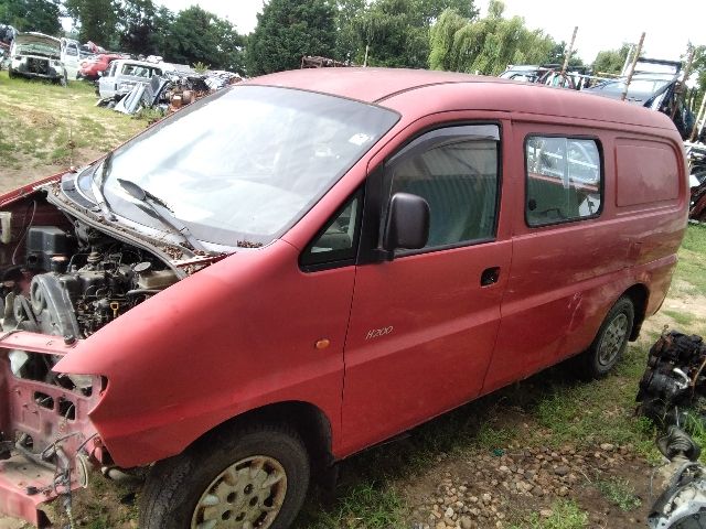 bontott HYUNDAI H-1 Bal első Központizár Motor