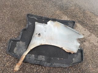 bontott HYUNDAI H-1 Bal első Sárvédő