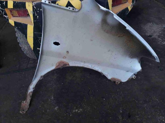 bontott HYUNDAI H-1 Bal első Sárvédő