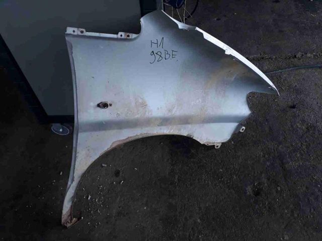 bontott HYUNDAI H-1 Bal első Sárvédő