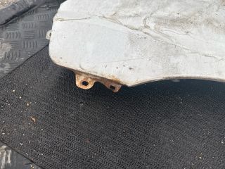 bontott HYUNDAI H-1 Bal első Sárvédő