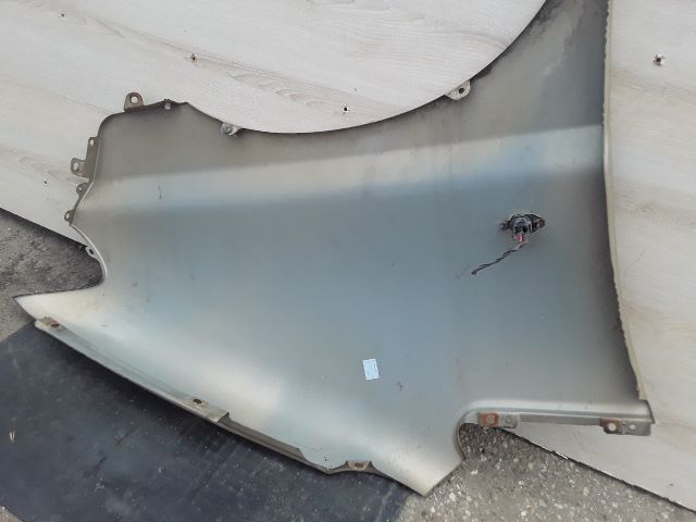 bontott HYUNDAI H-1 Bal első Sárvédő