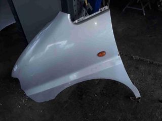 bontott HYUNDAI H-1 Bal első Sárvédő