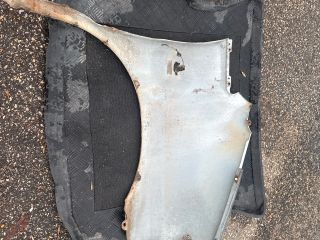 bontott HYUNDAI H-1 Bal első Sárvédő