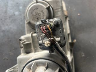 bontott HYUNDAI H-1 Bal Fényszóró