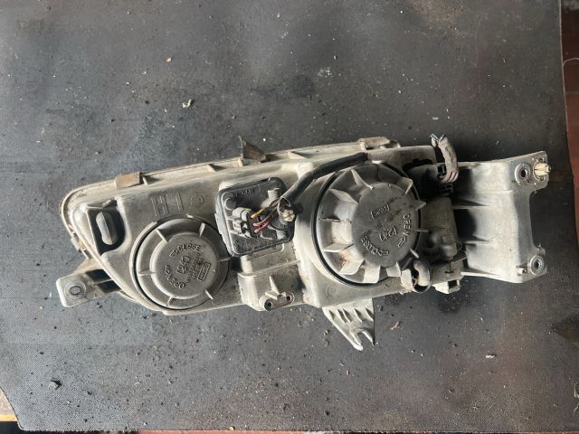 bontott HYUNDAI H-1 Bal Fényszóró