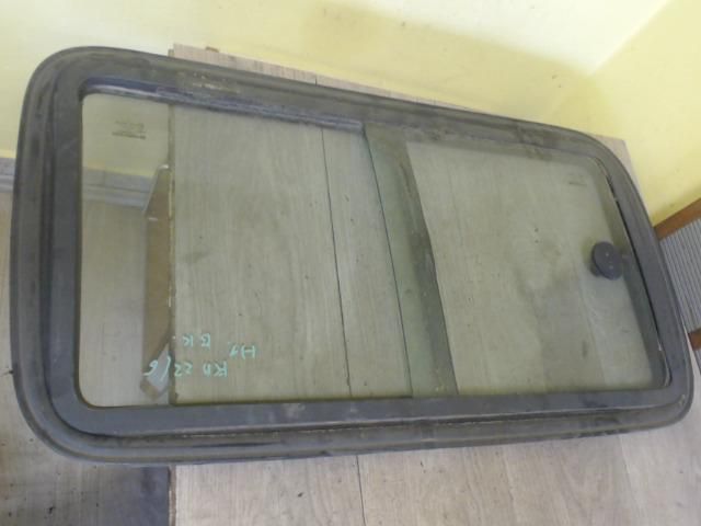 bontott HYUNDAI H-1 Bal hátsó Ablak