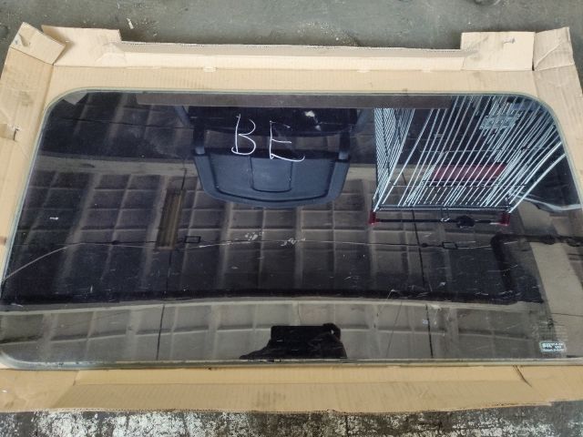 bontott HYUNDAI H-1 Bal hátsó Fixüveg (Ajtóban)