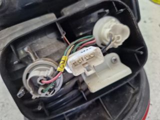 bontott HYUNDAI H-1 Bal Hátsó Lámpa