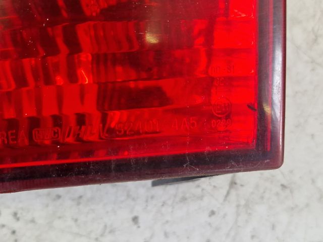 bontott HYUNDAI H-1 Bal Hátsó Lámpa