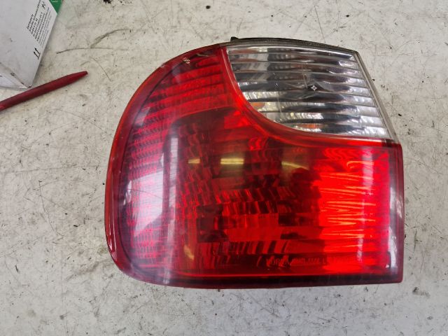 bontott HYUNDAI H-1 Bal Hátsó Lámpa