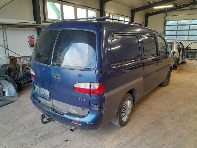 bontott HYUNDAI H-1 Bal hátsó Prizma