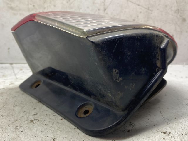 bontott HYUNDAI H-1 Bal Külső Hátsó Lámpa