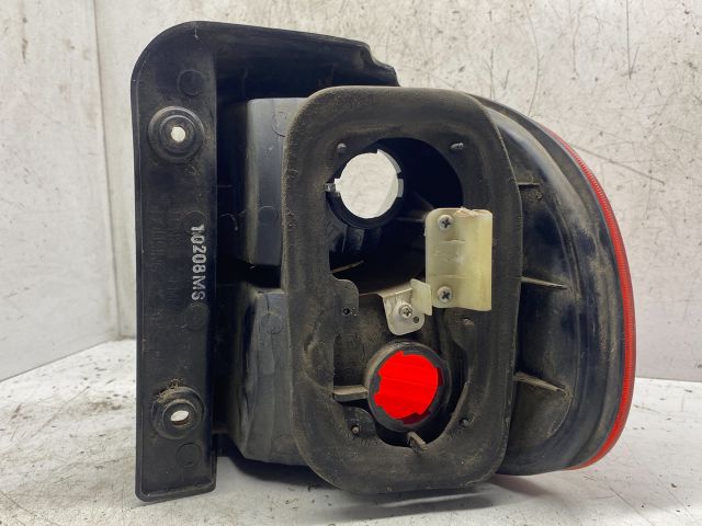 bontott HYUNDAI H-1 Bal Külső Hátsó Lámpa