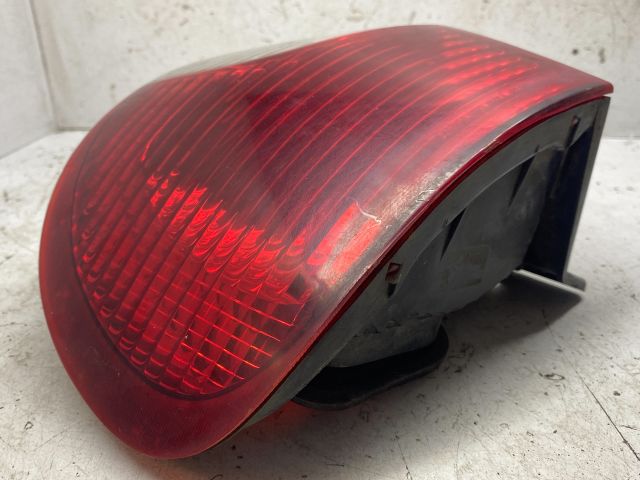 bontott HYUNDAI H-1 Bal Külső Hátsó Lámpa