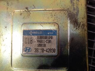 bontott HYUNDAI H-1 Elektronika (Magában)