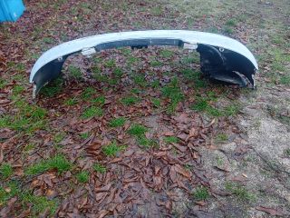 bontott HYUNDAI H-1 Első Lökhárító (Részeivel)