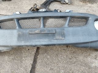 bontott HYUNDAI H-1 Első Lökhárító (Részeivel)