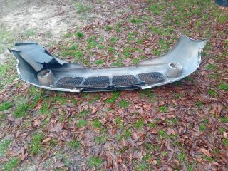 bontott HYUNDAI H-1 Első Lökhárító (Részeivel)