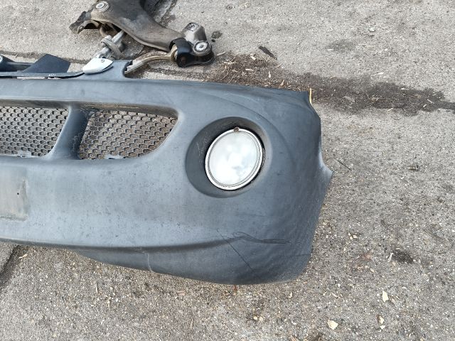 bontott HYUNDAI H-1 Első Lökhárító (Részeivel)