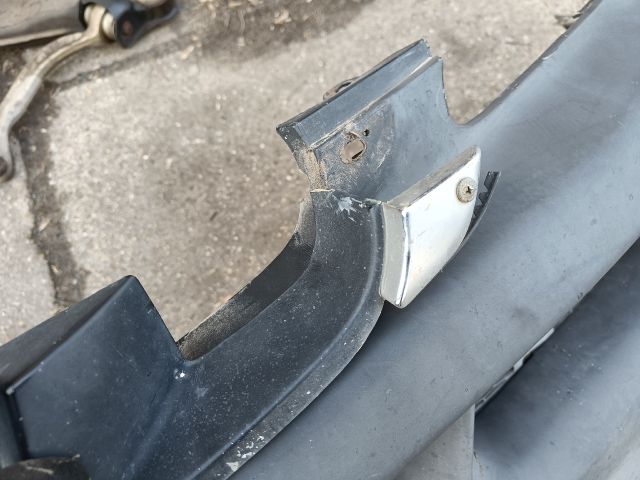 bontott HYUNDAI H-1 Első Lökhárító (Részeivel)