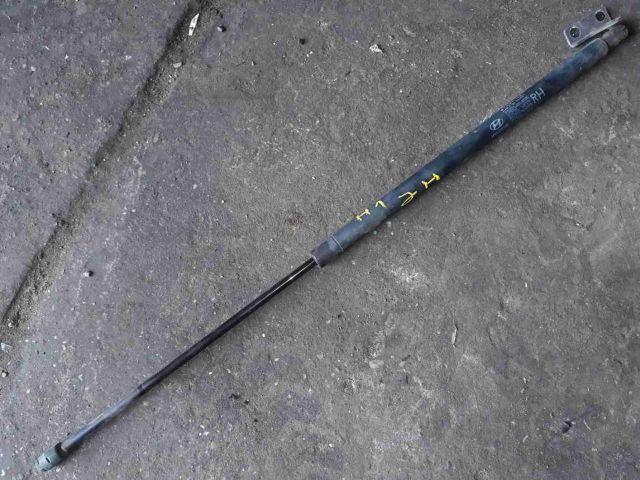 bontott HYUNDAI H-1 Gázrugós Kitámasztó Teleszkóp Csomagtérajtó Jobb